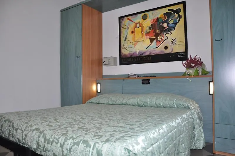 Hotel Bristol Tirrenia