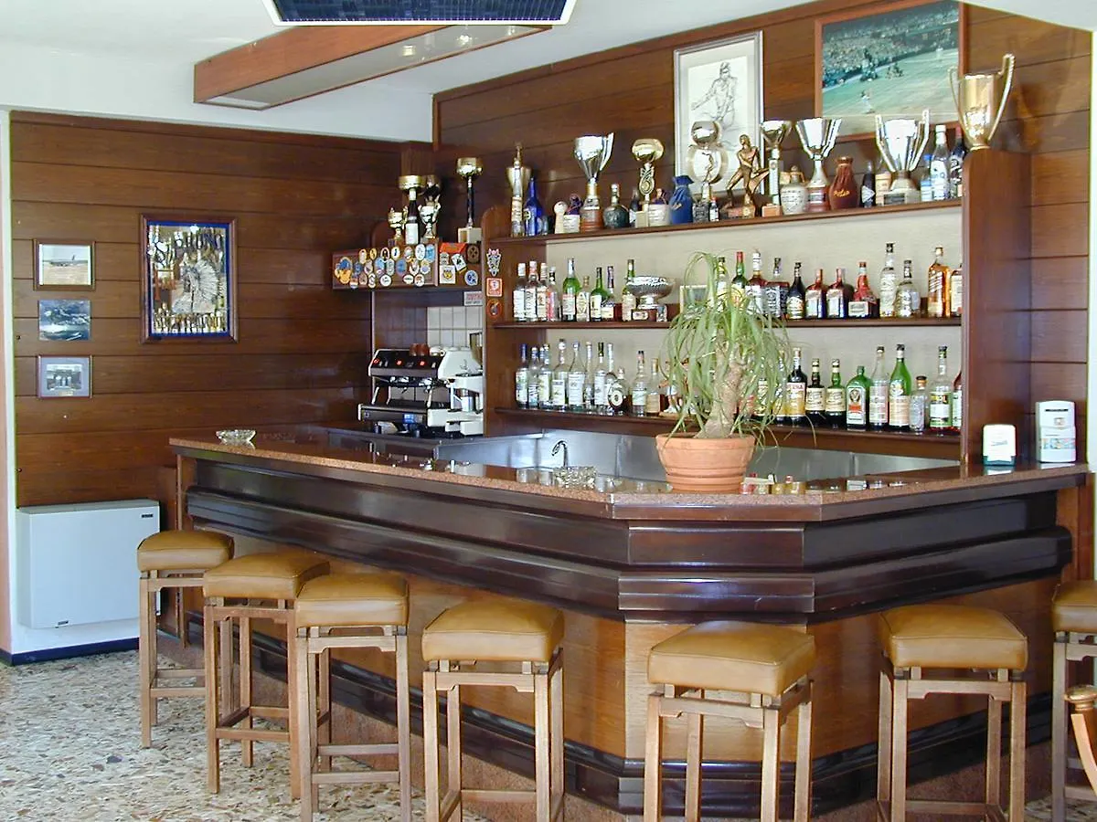 Hotel Bristol Tirrenia