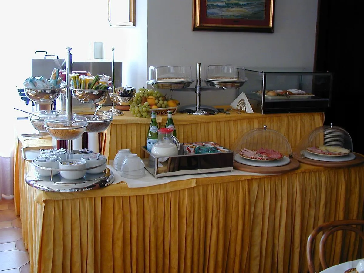 Hotel Bristol Tirrenia 3*,  Italy