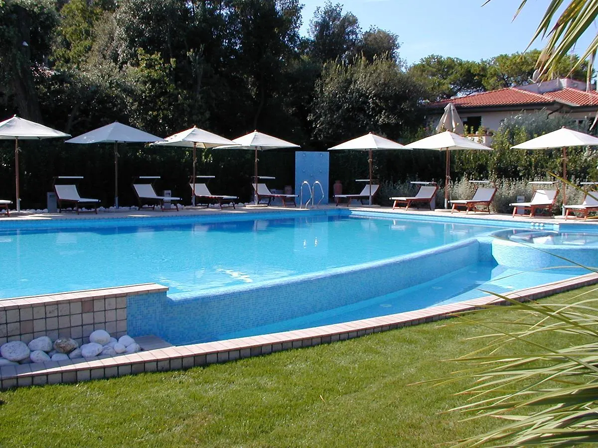 Hotel Bristol Tirrenia Italy